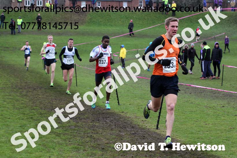 Senior mens Durham Cathedral Relays. Photo: David T. Hewitson/Sports for All Sports